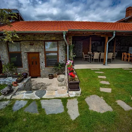 къща за приятели недкови Villa *