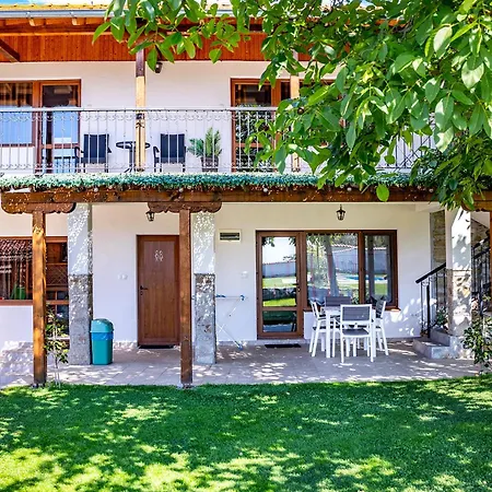 къща за приятели недкови * Vasil Levski