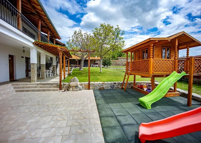 къща за приятели недкови *